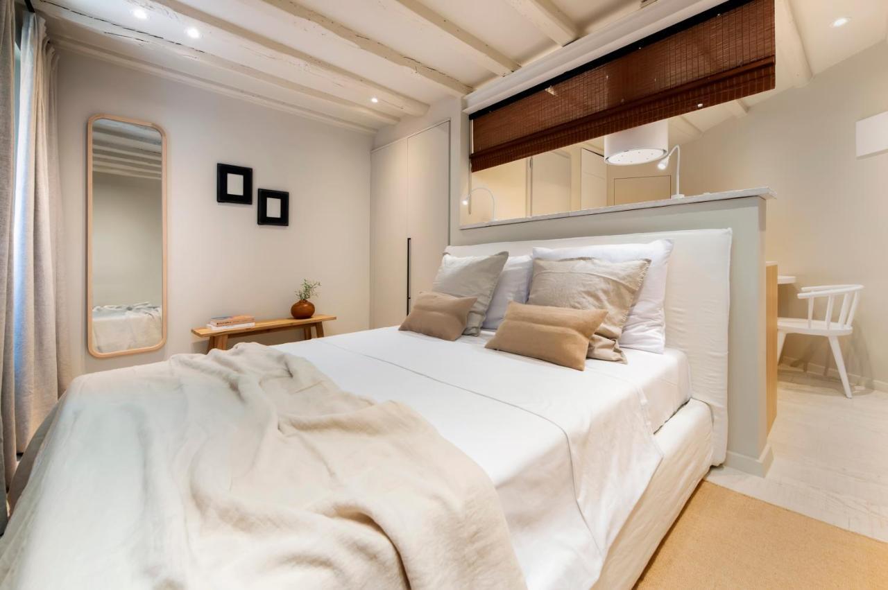 Calnova Suites Rovinj Exterior photo